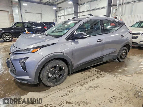 ✅ 2023 Chevrolet Bolt EUV LT • VIN: 1G1FY6S05P4120617 • Lot: 79270535. Wystawiony na Copart z przebiegiem 31 563 mil. Bezpłatny archiwum sprzedaży aukcyjnych z USA i szczegółowy raport historii pojazdu na DreamBid. Zdjęcie 1.