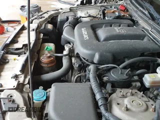 ✅ 2006 Suzuki Grand Vitara • VIN: JS3TE941864100565 • Lot: 43004176. Wystawiony na IAAI z przebiegiem 146 884 mil. Bezpłatny archiwum sprzedaży aukcyjnych z USA i szczegółowy raport historii pojazdu na DreamBid. Zdjęcie 12.