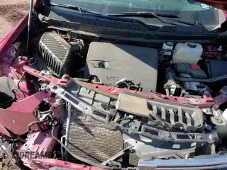 ✅ 2021 Chevrolet Traverse LT • VIN: 1GNERHKW6MJ192415 • Lot: 58658295. Wystawiony na Copart z przebiegiem 74 085 mil. Bezpłatny archiwum sprzedaży aukcyjnych z USA i szczegółowy raport historii pojazdu na DreamBid. Zdjęcie 16.