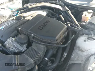 ✅ 2011 BMW Z4 sDrive35is • VIN: WBALM1C59BE393725 • Lot: 42474257. Wystawiony na IAAI z przebiegiem 143 563 mil. Bezpłatny archiwum sprzedaży aukcyjnych z USA i szczegółowy raport historii pojazdu na DreamBid. Zdjęcie 19.