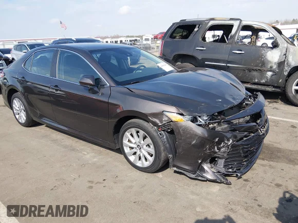 ✅ 2019 Toyota Camry SE • VIN: 4T1B11HK1KU819186 • Лот: 44419648. Опубликован ранее на IAAI с пробегом 45 303 миль. Бесплатный доступ к архиву аукционных продаж из США и подробный отчёт об истории автомобиля на DreamBid. Изображение 1.