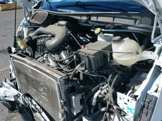 ✅ 2016 Ford Transit XL • VIN: 1FBZX2ZM7GKB21745 • Lot: 43283352. Wystawiony na IAAI z przebiegiem 21 136 mil. Bezpłatny archiwum sprzedaży aukcyjnych z USA i szczegółowy raport historii pojazdu na DreamBid. Zdjęcie 19.