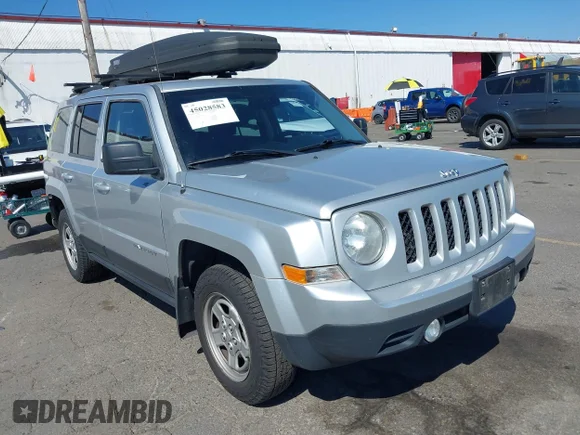 ✅ 2012 Jeep Patriot Sport • VIN: 1C4NJRBBXCD636170 • Lot: 45028583. Wystawiony na IAAI z przebiegiem 134 416 mil. Bezpłatny archiwum sprzedaży aukcyjnych z USA i szczegółowy raport historii pojazdu na DreamBid. Zdjęcie 1.