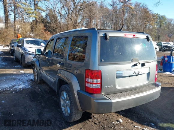 ✅ 2012 Jeep Liberty Sport Latitude • VIN: 1C4PJMAK8CW186827 • Lot: 44207205. Wystawiony na IAAI z przebiegiem 123 400 mil. Bezpłatny archiwum sprzedaży aukcyjnych z USA i szczegółowy raport historii pojazdu na DreamBid. Zdjęcie 3.