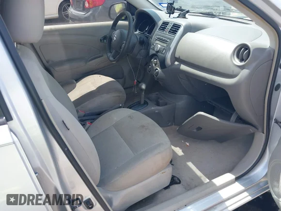 ✅ 2013 Nissan Versa S • VIN: 3N1CN7AP6DL894102 • Lot: 43109126. Wystawiony na IAAI z przebiegiem 128 316 mil. Bezpłatny archiwum sprzedaży aukcyjnych z USA i szczegółowy raport historii pojazdu na DreamBid. Zdjęcie 5.