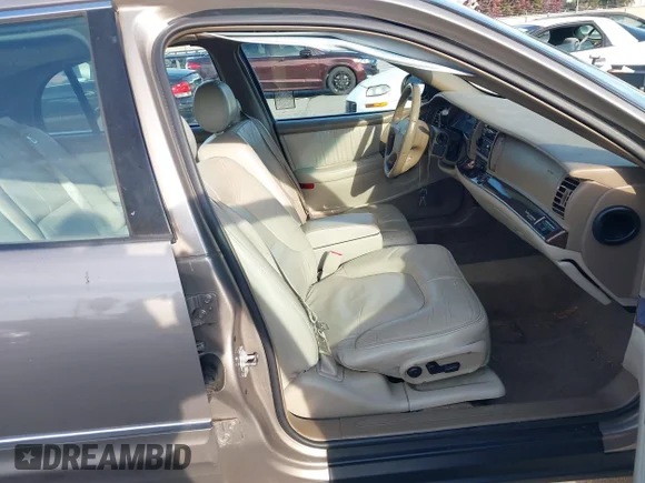 ✅ 2004 Buick Park Avenue • VIN: 1G4CW54K244145118 • Lot: 43954169. Wystawiony na IAAI z przebiegiem 234 660 mil. Bezpłatny archiwum sprzedaży aukcyjnych z USA i szczegółowy raport historii pojazdu na DreamBid. Zdjęcie 5.