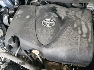 ✅ 2019 Toyota Sienna SE • VIN: 5TDXZ3DCXKS004812 • Lot: 89909295. Listed on Copart with 135,450 mi. Free auction sales archive from the USA and detailed vehicle history report at DreamBid. Image 17.