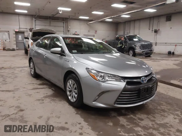 ✅ 2015 Toyota Camry LE • VIN: 4T1BD1FK5FU151263 • Лот: 44613961. Опубліковано раніше на IAAI з пробігом 98 166 миль. Безкоштовний доступ до архіву аукціонних продажів зі США та докладний звіт про історію автомобіля на DreamBid. Зображення 1.