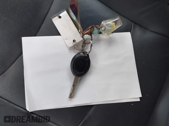 ✅ 2007 MINI Convertible S • VIN: WMWRH33527TL94583 • Лот: 40403620. Опубликован ранее на IAAI с пробегом 83 501 миль. Бесплатный доступ к архиву аукционных продаж из США и подробный отчёт об истории автомобиля на DreamBid. Изображение 11.