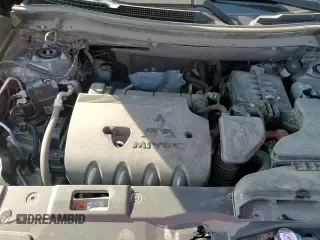 ✅ 2020 Mitsubishi Outlander ES • VIN: JA4AZ3A38LZ037571 • Lot: 84609485. Wystawiony na Copart z przebiegiem 135 039 mil. Bezpłatny archiwum sprzedaży aukcyjnych z USA i szczegółowy raport historii pojazdu na DreamBid. Zdjęcie 16.