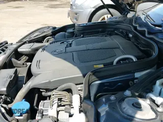 ✅ 2014 Mercedes-Benz E 350 Luxury • VIN: WDDHF8JB9EA773797 • Лот: 43057988. Опубликован ранее на IAAI с пробегом 90 111 миль. Бесплатный доступ к архиву аукционных продаж из США и подробный отчёт об истории автомобиля на DreamBid. Изображение 18.