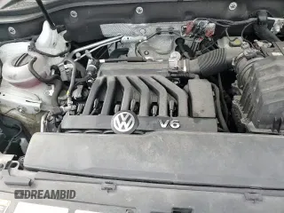 ✅ 2018 Volkswagen Atlas Launch Edition • VIN: 1V2HR2CA2JC513273 • Lot: 53870935. Wystawiony na Copart z przebiegiem 62 013 mil. Bezpłatny archiwum sprzedaży aukcyjnych z USA i szczegółowy raport historii pojazdu na DreamBid. Zdjęcie 16.