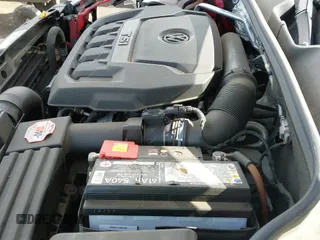 ✅ 2019 Volkswagen Beetle S • VIN: 3VW5DAAT9KM506464 • Lot: 41382376. Wystawiony na IAAI z przebiegiem 24 992 mil. Bezpłatny archiwum sprzedaży aukcyjnych z USA i szczegółowy raport historii pojazdu na DreamBid. Zdjęcie 19.