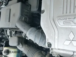 ✅ 2022 Mitsubishi Outlander SEL • VIN: JA4J2VA72NZ026636 • Лот: 42281472. Опубликован ранее на IAAI с пробегом 97 940 миль. Бесплатный доступ к архиву аукционных продаж из США и подробный отчёт об истории автомобиля на DreamBid. Изображение 19.