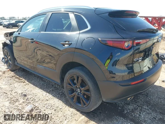 ✅ 2024 Mazda CX-30 S Select Sport • VIN: 3MVDMBBM0RM657116 • Lot: 41712248. Wystawiony na IAAI z przebiegiem 25 813 mil. Bezpłatny archiwum sprzedaży aukcyjnych z USA i szczegółowy raport historii pojazdu na DreamBid. Zdjęcie 3.