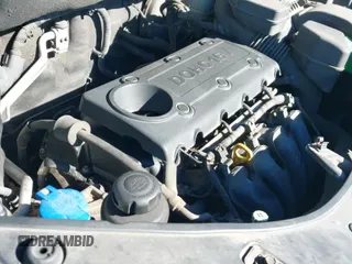 ✅ 2011 Kia Sorento LX • VIN: 5XYKTCA18BG060954 • Lot: 43625329. Listed on IAAI with 202,886 mi. Free auction sales archive from the USA and detailed vehicle history report at DreamBid. Image 12.