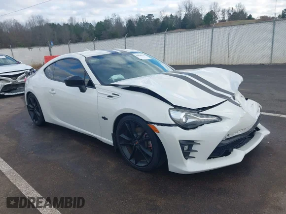 ✅ 2017 Toyota 86 • VIN: JF1ZNAA1XH8707776 • Lot: 44028679. Wystawiony na IAAI z przebiegiem 98 168 mil. Bezpłatny archiwum sprzedaży aukcyjnych z USA i szczegółowy raport historii pojazdu na DreamBid. Zdjęcie 1.