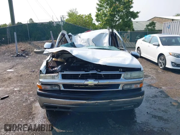✅ 2000 Chevrolet Silverado 1500 LS • VIN: 2GCEC19V7Y1385798 • Lot: 42390316. Listed on IAAI with Not provided. Free auction sales archive from the USA and detailed vehicle history report at DreamBid. Image 6.