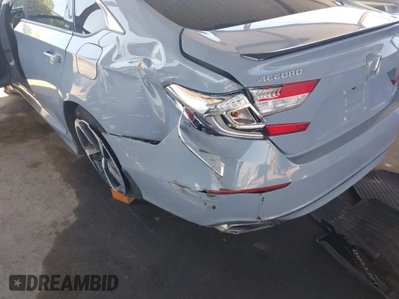 ✅ 2021 Honda Accord Sport • VIN: 1HGCV1F37MA114004 • Lot: 45043218. Wystawiony na IAAI z przebiegiem 120 662 mil. Bezpłatny archiwum sprzedaży aukcyjnych z USA i szczegółowy raport historii pojazdu na DreamBid. Zdjęcie 6.