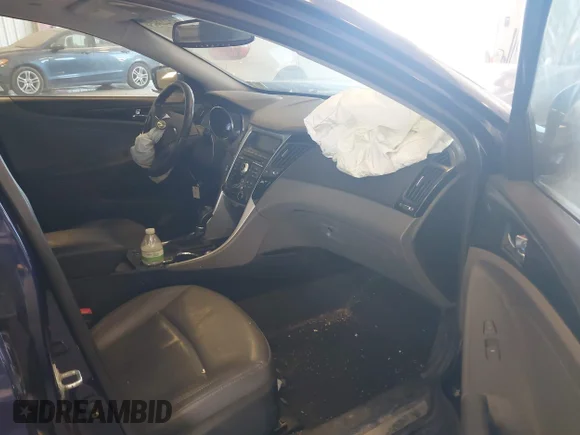 ✅ 2011 Hyundai Sonata Limited • VIN: 5NPEC4AC9BH121421 • Lot: 45223619. Listed on IAAI with 186,414 mi. Free auction sales archive from the USA and detailed vehicle history report at DreamBid. Image 5.