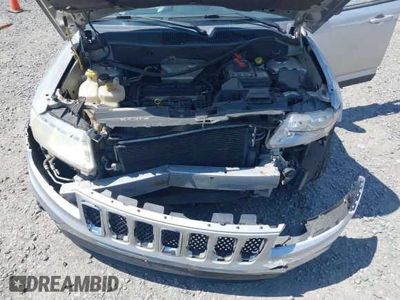 ✅ 2013 Jeep Compass Sport • VIN: 1C4NJCBA2DD272347 • Lot: 45342267. Wystawiony na IAAI z przebiegiem 206 251 mil. Bezpłatny archiwum sprzedaży aukcyjnych z USA i szczegółowy raport historii pojazdu na DreamBid. Zdjęcie 10.