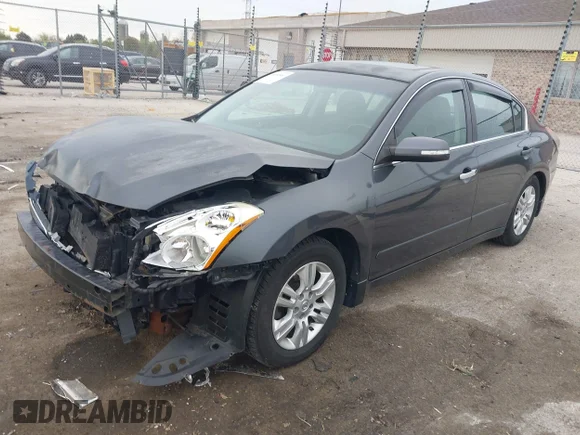 ✅ 2010 Nissan Altima S • VIN: 1N4AL2AP3AN462923 • Lot: 45099560. Wystawiony na IAAI z przebiegiem 168 969 mil. Bezpłatny archiwum sprzedaży aukcyjnych z USA i szczegółowy raport historii pojazdu na DreamBid. Zdjęcie 2.