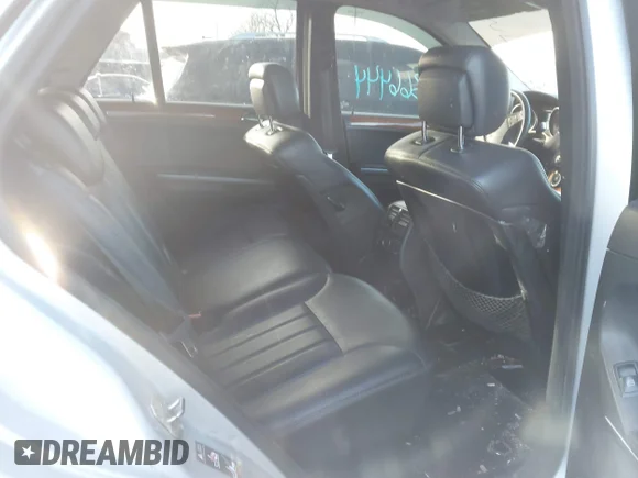 ✅ 2008 Mercedes-Benz M 350 • VIN: 4JGBB86EX8A379904 • Lot: 44366444. Wystawiony na IAAI z przebiegiem 226 072 mil. Bezpłatny archiwum sprzedaży aukcyjnych z USA i szczegółowy raport historii pojazdu na DreamBid. Zdjęcie 8.