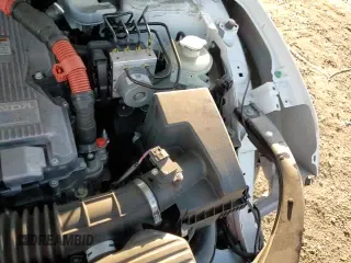 ✅ 2018 Honda Clarity • VIN: JHMZC5F18JC000211 • Lot: 92854485. Listed on Copart with 112,138 mi. Free auction sales archive from the USA and detailed vehicle history report at DreamBid. Image 14.