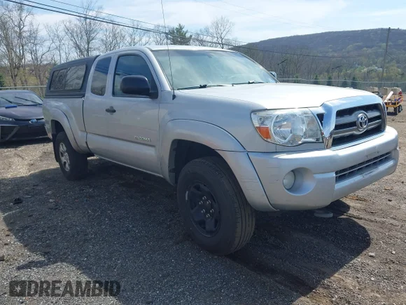 ✅ 2010 Toyota Tacoma • VIN: 5TEUU4EN0AZ717274 • Lot: 44882004. Wystawiony na IAAI z przebiegiem 263 066 mil. Bezpłatny archiwum sprzedaży aukcyjnych z USA i szczegółowy raport historii pojazdu na DreamBid. Zdjęcie 1.