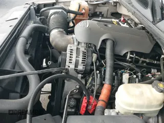 ✅ 2006 GMC Sierra 1500 SLE • VIN: 1GTEC19V06Z203217 • Лот: 42126788. Опубликован ранее на IAAI с пробегом 273 678 миль. Бесплатный доступ к архиву аукционных продаж из США и подробный отчёт об истории автомобиля на DreamBid. Изображение 18.