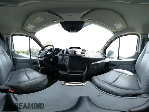 ✅ 2017 Ford Transit • VIN: 1FTYR1YM1HKB02803 • Lot: 45400197. Wystawiony na IAAI z przebiegiem 184 585 mil. Bezpłatny archiwum sprzedaży aukcyjnych z USA i szczegółowy raport historii pojazdu na DreamBid. Zdjęcie 20.