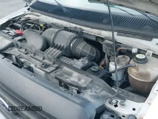 ✅ 2008 Ford Econoline Cargo Commercial • VIN: 1FTNE14W88DA91910 • Лот: 43699339. Опубликован ранее на IAAI с пробегом 227 195 миль. Бесплатный доступ к архиву аукционных продаж из США и подробный отчёт об истории автомобиля на DreamBid. Изображение 13.