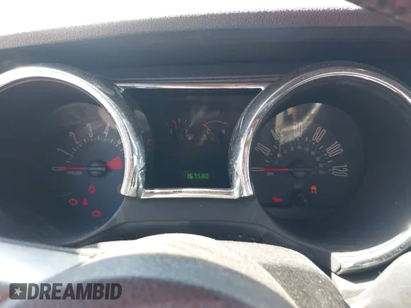 ✅ 2006 Ford Mustang Standard • VIN: 1ZVFT80N165110141 • Лот: 45093846. Опубликован ранее на IAAI с пробегом 167 580 миль. Бесплатный доступ к архиву аукционных продаж из США и подробный отчёт об истории автомобиля на DreamBid. Изображение 7.