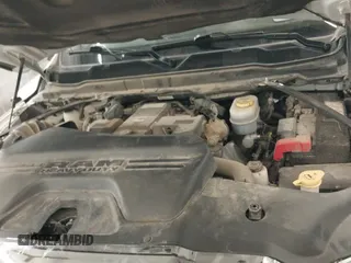 ✅ 2020 Ram 2500 Tradesman • VIN: 3C6UR5CL3LG214398 • Lot: 42227567. Wystawiony na IAAI z przebiegiem 100 638 mil. Bezpłatny archiwum sprzedaży aukcyjnych z USA i szczegółowy raport historii pojazdu na DreamBid. Zdjęcie 21.