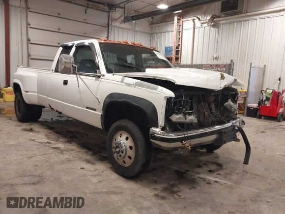 ✅ 1990 Chevrolet K3500 • VIN: 2GCHK39N0L1110892 • Лот: 42194533. Опубликован ранее на IAAI с пробегом 130 087 миль. Бесплатный доступ к архиву аукционных продаж из США и подробный отчёт об истории автомобиля на DreamBid. Изображение 1.