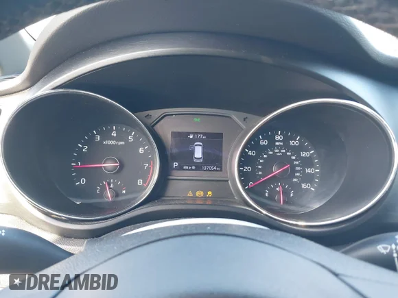 ✅ 2019 Kia Sedona LX • VIN: KNDMB5C1XK6535043 • Lot: 44027708. Listed on IAAI with 137,054 mi. Free auction sales archive from the USA and detailed vehicle history report at DreamBid. Image 7.