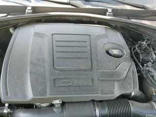 ✅ 2019 Land Rover Range Rover Velar S • VIN: SALYB2EX8KA780429 • Lot: 41789156. Wystawiony na IAAI z przebiegiem 51 648 mil. Bezpłatny archiwum sprzedaży aukcyjnych z USA i szczegółowy raport historii pojazdu na DreamBid. Zdjęcie 18.