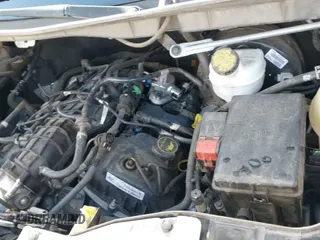 ✅ 2018 Ford Transit • VIN: 1FTBW2YG2JKA05534 • Lot: 43435881. Wystawiony na IAAI z przebiegiem 141 000 mil. Bezpłatny archiwum sprzedaży aukcyjnych z USA i szczegółowy raport historii pojazdu na DreamBid. Zdjęcie 19.