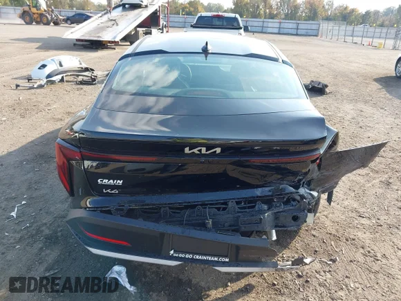 ✅ 2025 Kia K4 LXS • VIN: 3KPFT4DE8SE179512 • Lot: 43660556. Wystawiony na IAAI z przebiegiem 618 mil. Bezpłatny archiwum sprzedaży aukcyjnych z USA i szczegółowy raport historii pojazdu na DreamBid. Zdjęcie 6.
