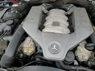 ✅ 2009 Mercedes-Benz SL 55/63 AMG • VIN: WDBSK70F39F150628 • Lot: 85679164. Wystawiony na Copart z przebiegiem 122 702 mil. Bezpłatny archiwum sprzedaży aukcyjnych z USA i szczegółowy raport historii pojazdu na DreamBid. Zdjęcie 13.