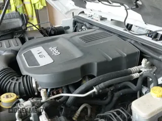 ✅ 2015 Jeep Wrangler Sahara • VIN: 1C4AJWBG7FL648621 • Лот: 42439781. Опубликован ранее на IAAI с пробегом 107 148 миль. Бесплатный доступ к архиву аукционных продаж из США и подробный отчёт об истории автомобиля на DreamBid. Изображение 19.