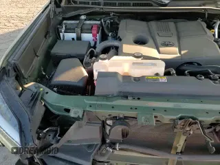 ✅ 2022 Toyota Tundra Limited • VIN: 5TFJA5AB0NX008192 • Лот: 82256605. Опубликован ранее на Copart с пробегом 101 846 миль. Бесплатный доступ к архиву аукционных продаж из США и подробный отчёт об истории автомобиля на DreamBid. Изображение 15.