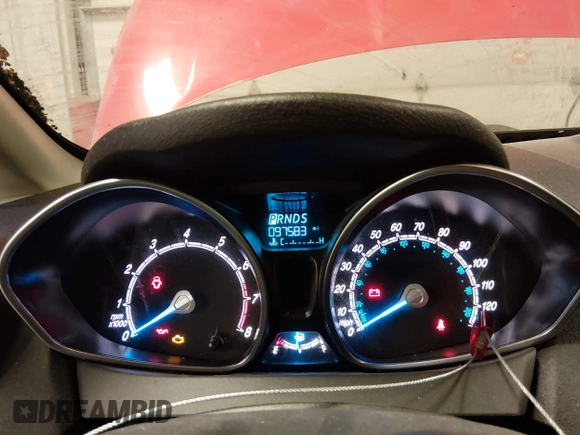 ✅ 2015 Ford Fiesta SE • VIN: 3FADP4BJ7FM187694 • Lot: 44259347. Wystawiony na IAAI z przebiegiem 97 583 mil. Bezpłatny archiwum sprzedaży aukcyjnych z USA i szczegółowy raport historii pojazdu na DreamBid. Zdjęcie 7.