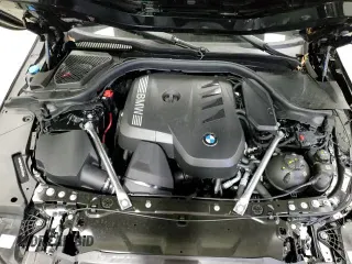 ✅ 2025 BMW 5 Series 530i xDrive • VIN: WBA53FJ03SCT94672 • Lot: 43429475. Listed on Copart with 1,904 mi. Free auction sales archive from the USA and detailed vehicle history report at DreamBid. Image 14.