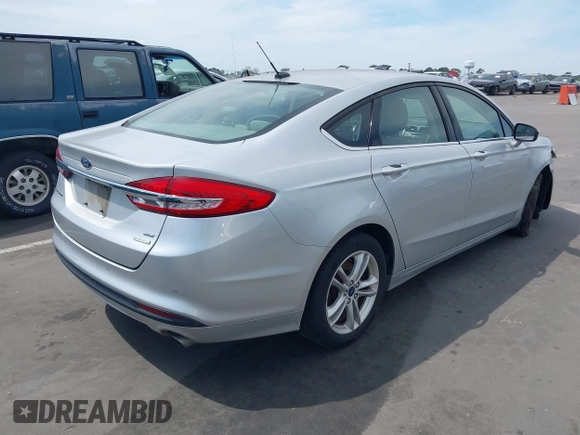 ✅ 2018 Ford Fusion SE • VIN: 3FA6P0HD3JR243144 • Lot: 44800730. Wystawiony na IAAI z przebiegiem 177 093 mil. Bezpłatny archiwum sprzedaży aukcyjnych z USA i szczegółowy raport historii pojazdu na DreamBid. Zdjęcie 4.