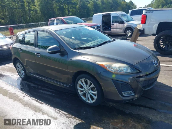 ✅ 2010 Mazda 3 S Sport • VIN: JM1BL1H5XA1179214 • Лот: 43181121. Опубликован ранее на IAAI с пробегом 166 161 миль. Бесплатный доступ к архиву аукционных продаж из США и подробный отчёт об истории автомобиля на DreamBid. Изображение 1.