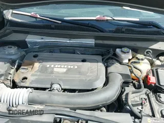 ✅ 2023 Cadillac XT4 AWD Premium Luxury • VIN: 1GYFZDR47PF163923 • Lot: 42136236. Wystawiony na IAAI z przebiegiem 52 012 mil. Bezpłatny archiwum sprzedaży aukcyjnych z USA i szczegółowy raport historii pojazdu na DreamBid. Zdjęcie 18.