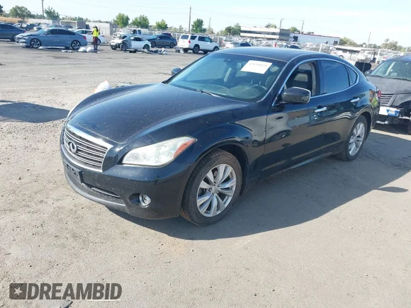 ✅ 2011 Infiniti M • VIN: JN1BY1AR9BM375212 • Lot: 43131879. Wystawiony na IAAI z przebiegiem 148 770 mil. Bezpłatny archiwum sprzedaży aukcyjnych z USA i szczegółowy raport historii pojazdu na DreamBid. Zdjęcie 2.