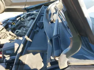 ✅ 2019 Toyota Corolla LE • VIN: 2T1BURHE7KC201310 • Lot: 43670254. Listed on IAAI with 146,506 mi. Free auction sales archive from the USA and detailed vehicle history report at DreamBid. Image 19.