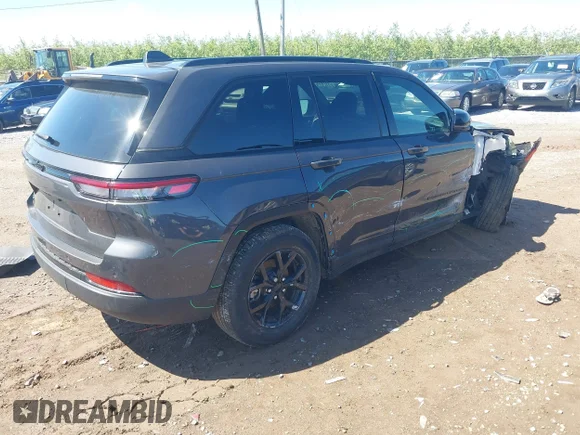 ✅ 2024 Jeep Grand Cherokee Altitude X • VIN: 1C4RJHAG6RC257397 • Lot: 44952047. Wystawiony na IAAI z przebiegiem 14 803 mil. Bezpłatny archiwum sprzedaży aukcyjnych z USA i szczegółowy raport historii pojazdu na DreamBid. Zdjęcie 4.